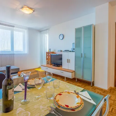 Ruzica Apartment