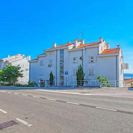 Apartment Ruzica *